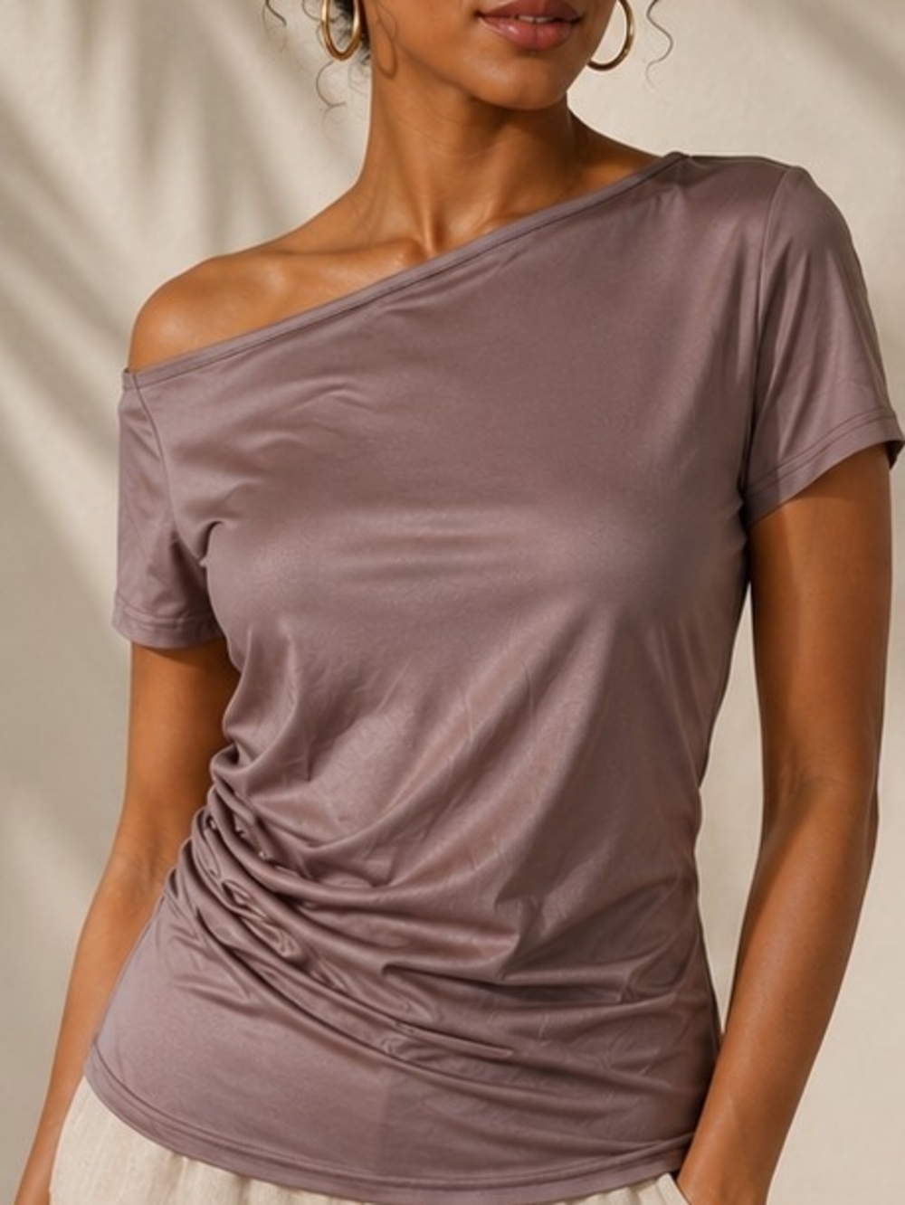 Women’s Off-Shoulder Short Sleeve Tee in Mauve